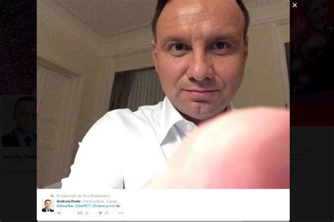 Andrzej Duda znowu dokazuje na Twitterze nocne rozmowy z młodymi