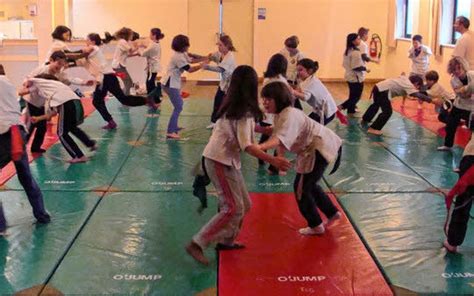 École Initiation au gouren pour les élèves Le Télégramme