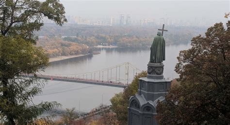 Monumentous World - The Obscure and Outstanding Monuments in Kyiv, Ukraine - The Monumentous