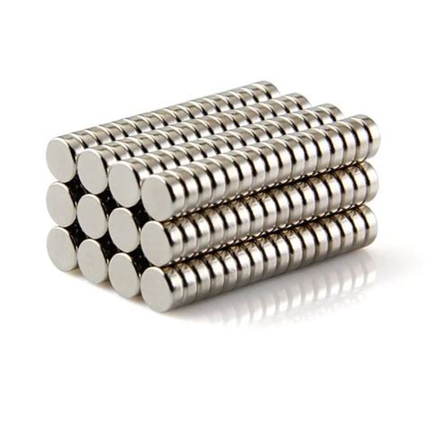 100pcs Imã de Neodímio 5x2 Redondo Pequeno 5mm x 2mm N35 Elo7