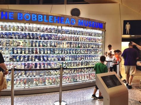 BOBBLEHEAD MUSEUM