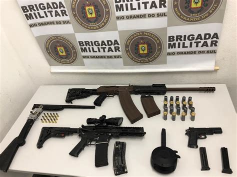 BM apreende grande quantidade de armas e munições em Caxias do Sul