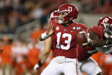 Alabama QB Tua Tagovailoa Explains Why He Needs A Girlfriend - The Spun