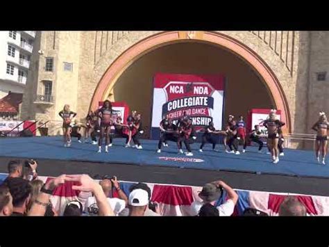 Navarro Cheer Day Two Youtube