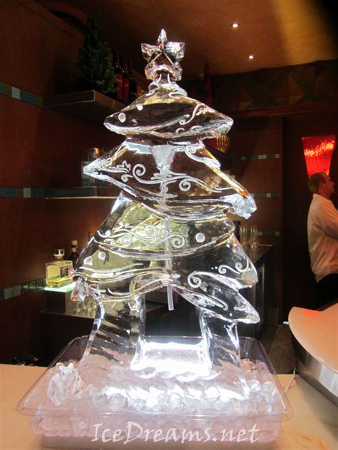 Christmas tree luge - Ice Dreams