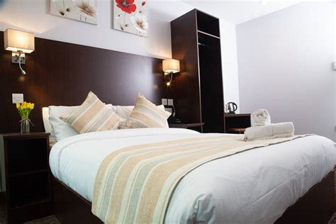 LONDON CITY AIRPORT HOTEL (LCY HOTEL) - Prices & Reviews (England)