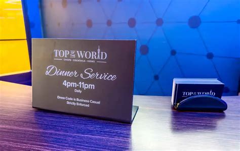 Descubre cómo lucirte en el restaurante Top of the World en Las Vegas