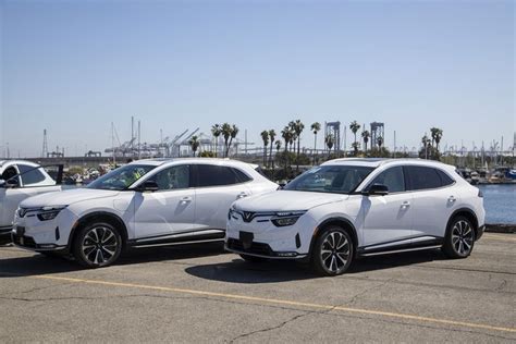 Vinfast Delivers First Vf 8 Electric Suvs To U S Customers Edmunds