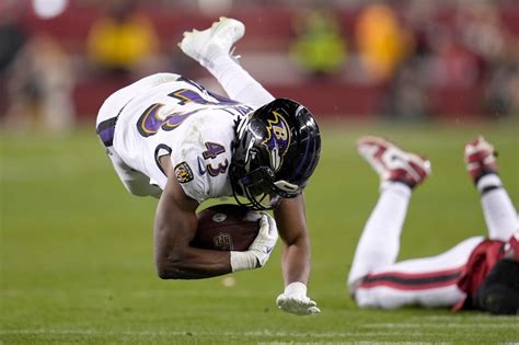 Lamar Jackson Leads The Ravens Past 49ers In A Showdown Of The Top 2