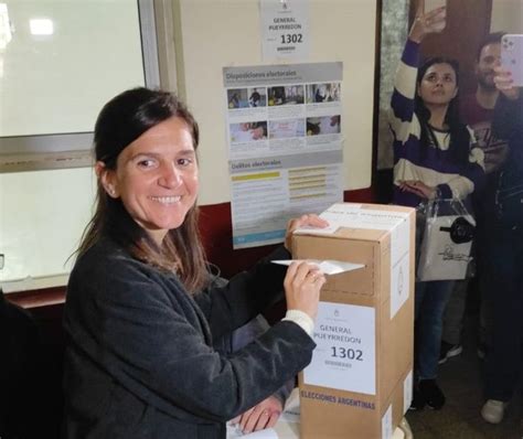 Fernanda Raverta Votó Y Continuará La Recorrida Por Las Escuelas