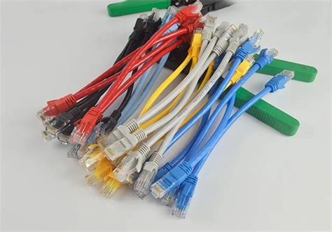 Cantell Factory Cat5e Cat6 Cable Utp Ftp Sftp Network Cat5 Patch Cord