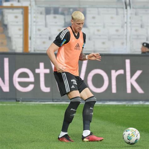 Herkes Recep İvedik e benzetiyor Beşiktaş ın golcüsü Weghorst un yeni