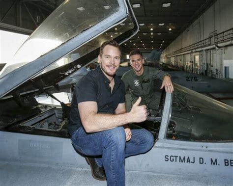 'Passengers': Chris Pratt Interview at MCAS Miramar