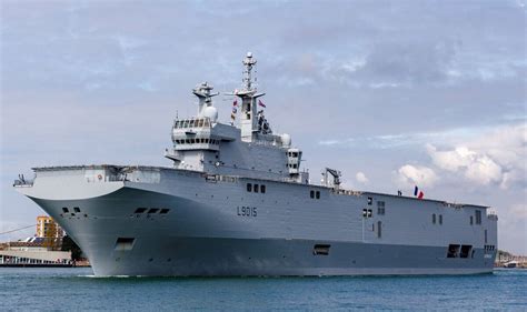 France News French Amphibious Assault Warship Spotted Leaving Portsmouth Uk News Express