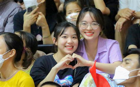 D N Hot Girl C V C C Nhi T Trong Chi N Th Ng C A I Tuy N B Ng R Vi T Nam