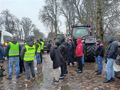 Kolejne strajki rozpoczynają się w Polsce Dziś dołączają rolnicy w