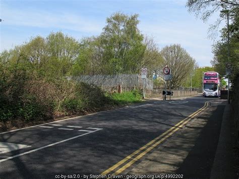 Priority Markings Butcher Hill Bridge Stephen Craven Cc By Sa 2 0