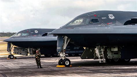 Unbelievable Facts About the B2: A Plane So Powerful It Will Blow Your