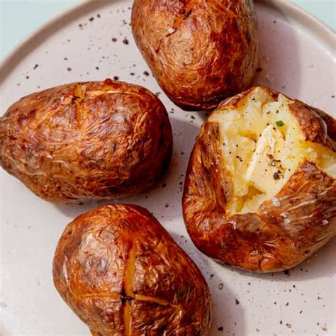 Frozen Jacket Potato In Air Fryer Make Baked Potatoes In 25 Minutes