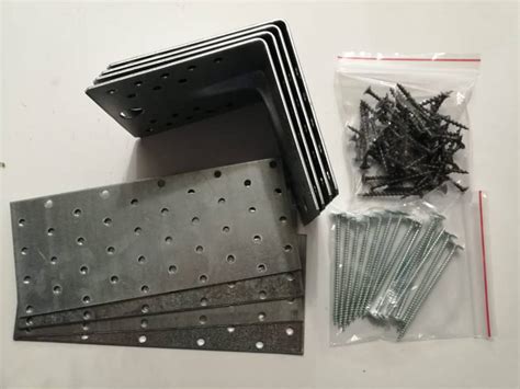 Комплектующие для теплиц: Набор креплений для фундамента теплиц 6 м