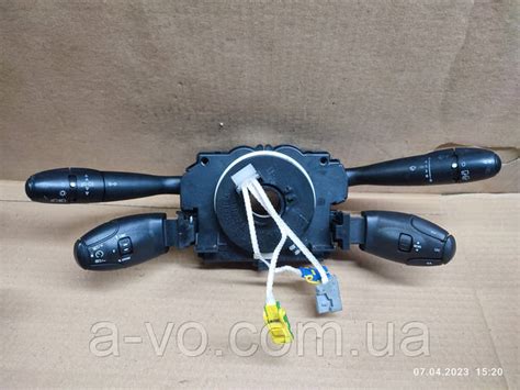 Купить Подрулевой переключатель Peugeot 307 96605602xt com 2003, цена ...