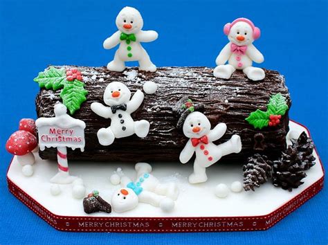 Snowball Fight Decorated Cake By Sarah Cakesdecor