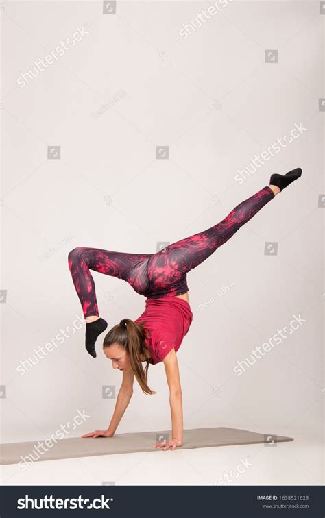 Teen Girl Contortionist Telegraph