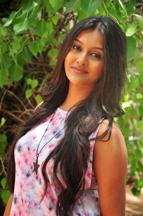 Actress Pooja Jhaveri Hot Photoshoot Eepixer