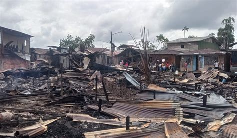 A Fire Leaves Two Dead And Families Homeless In The Colombian