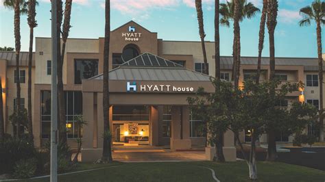 Extended Stay Hotels in Cypress, CA | Hyatt House Cypress