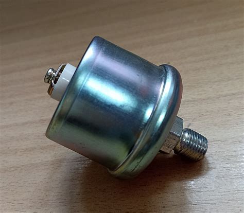 Датчик давления масла БелАЗ, трактора К-700, 701 (19.3829010) (ID ...