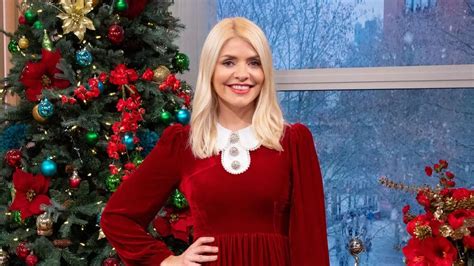 Holly Willoughbys Strict Christmas Traditions Revealed As She Makes