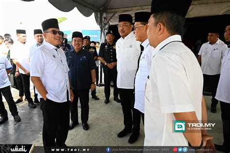 Yab Menteri Besar Menghadiri Majlis Perasmian Pemasangan Landasan Ecrl