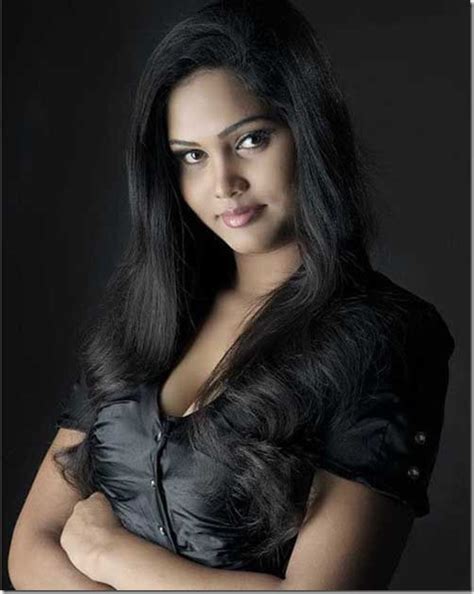 Actress Tollywood Gallery New South Indian Actress Asmitha Hot Cute Wallpapers