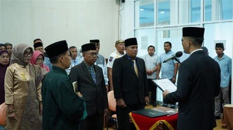 Wakili Bupati Epyardi Asda Sekda Medison Lantik 2 Pejabat Di