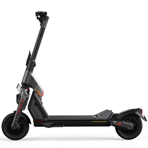 Segway Ninebot MAX G30D vs. Segway Ninebot KickScooter GT1D - Wer ...
