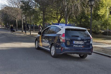 La Toyota Prius Nouveau Compagnon De La Police Nationale