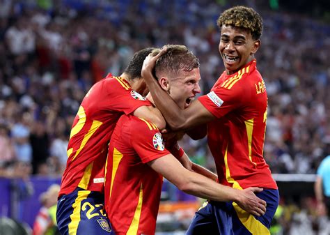 España Vs Francia Resultado Goles Y Resumen Los Goles De Olmo Y