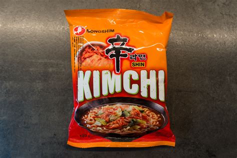 Nongshim Shin Ramen Kimchi - IMARAIV