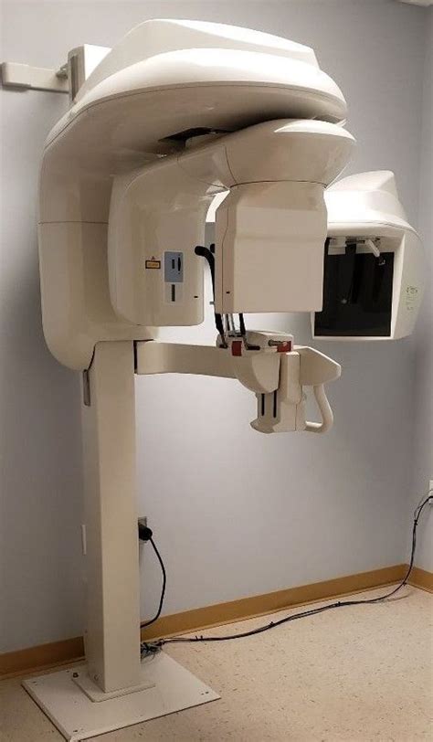 Used CARESTREAM CS9300 Premium 2D 3D CBCT Pan 17x13 5 FOV With Warranty