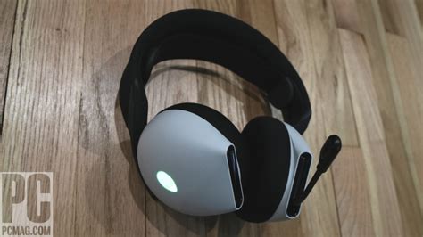 Alienware Dual-Mode Wireless Gaming Headset 720H Review | PCMag