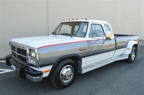 1 Owner 1993 Dodge Ram D350 Club Cab 12 Valve 5 9 Cummins Diesel Only