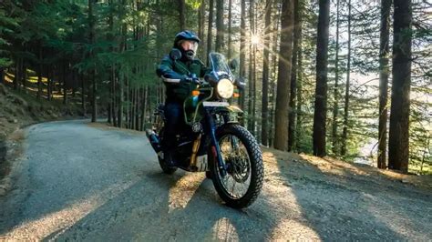 Royal Enfield Pamerkan Classic Serta Himalayan Di Iims Hybrid