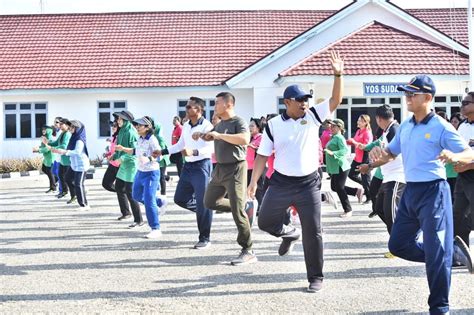 Olahraga Bersama Perkuat Soliditas Dan Sinergitas TNI Polri Wilayah