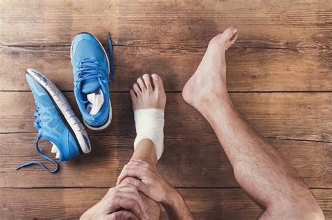 5 Painful Foot Ankle Injuries That Suggest Youre Overtraining