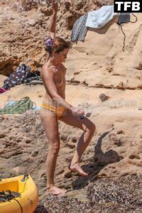 Emma Watson Displays Her Nude Tits On The Beach In Ibiza Photos Thefappening