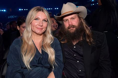 Chris Stapleton And Wife Morgane Stapleton Are Unrecognizable In This