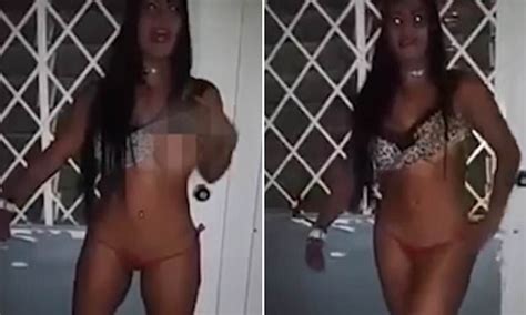 Model Forced To Strip Naked In A Colombian Jail Daily Mail Online