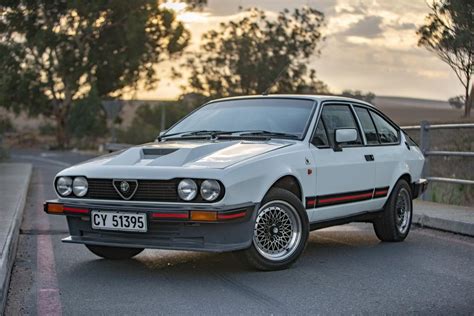 Alfa Romeo GTV6 3 0 SentiMETAL Ep9 Cars Co Za