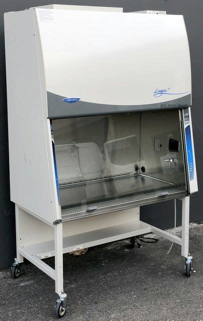 Labconco Purifier Logic Biosafety Cabinet